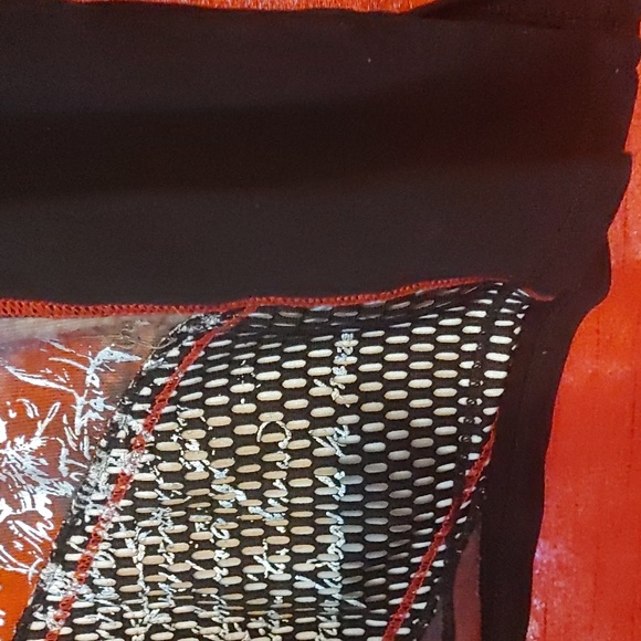 ✅ $5 add on Studio Mode Shirt - Picture 3 of 5